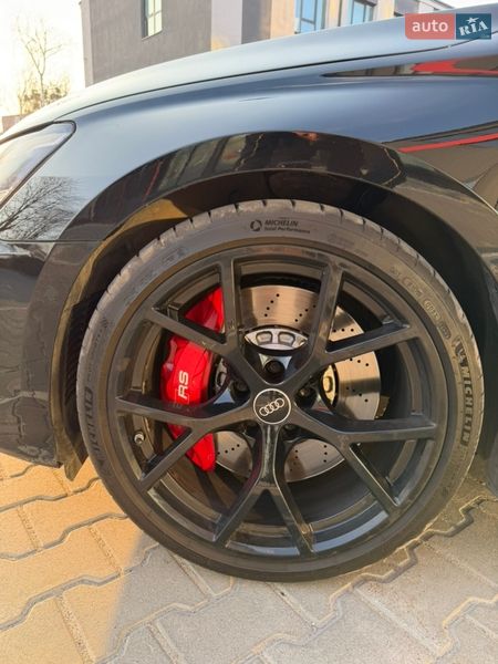 Седан Audi RS3 2022 в Львове