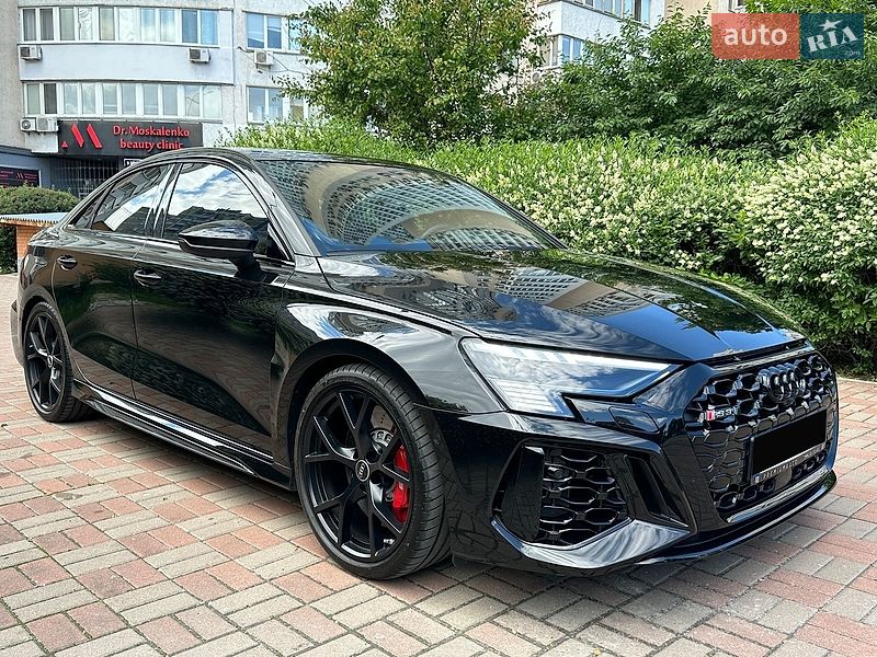 Седан Audi RS3 2021 в Киеве фото 6 Седан Audi RS3 2021 в Киеве