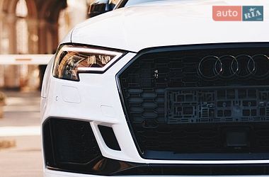 Седан Audi RS3 2019 в Одесі
