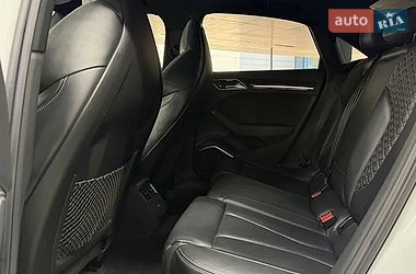 Седан Audi RS3 2019 в Одесі