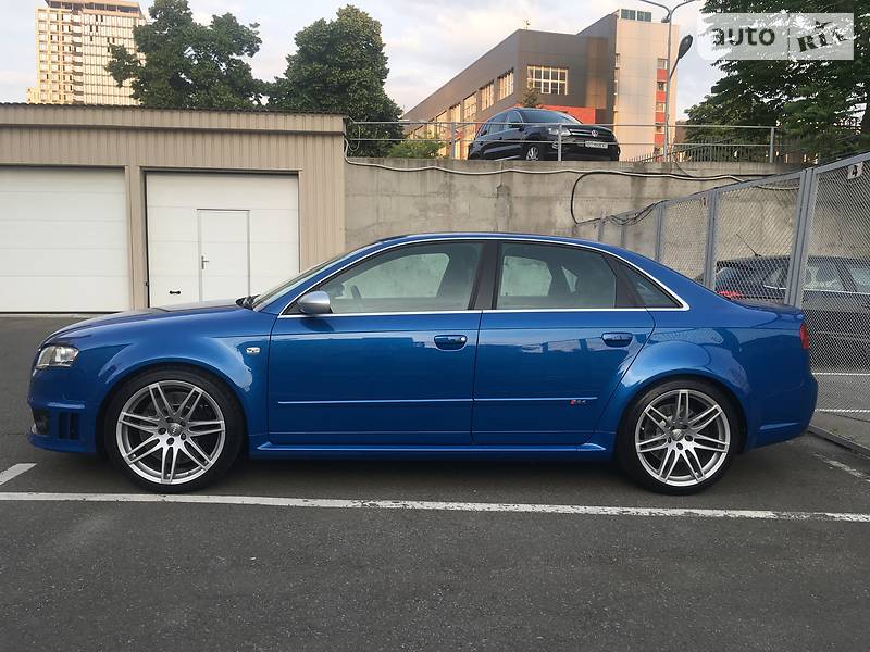 Седан Audi RS4 2006 в Києві