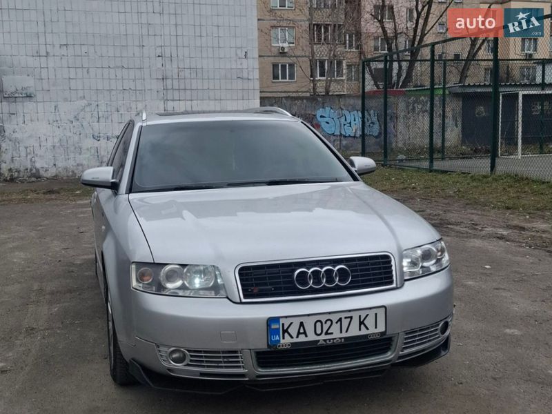 Универсал Audi RS4 2004 в Киеве
