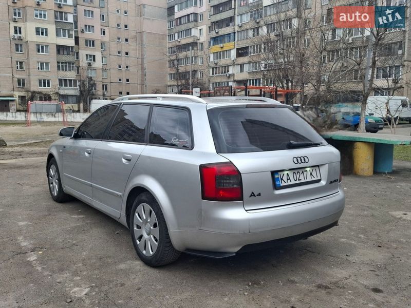 Универсал Audi RS4 2004 в Киеве