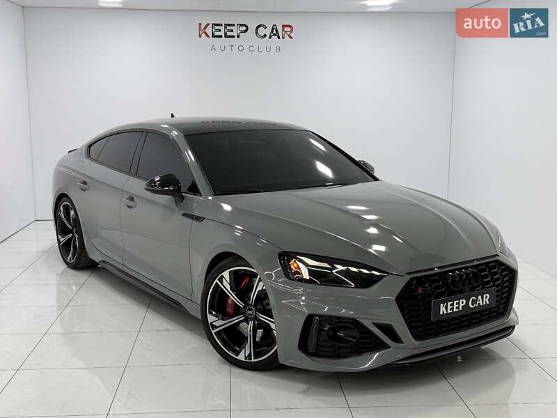 Лифтбек Audi RS5 Sportback 2022 в 