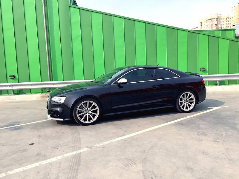 Купе Audi RS5 2013 в Киеве фото 26 Купе Audi RS5 2013 в Киеве