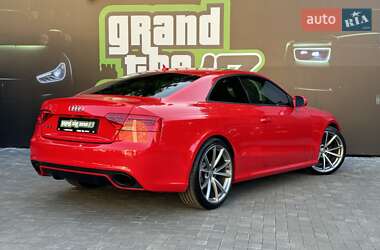 Купе Audi RS5 2011 в 