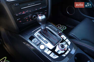 Купе Audi RS5 2011 в 