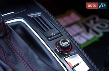 Купе Audi RS5 2011 в 
