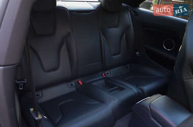 Купе Audi RS5 2011 в 