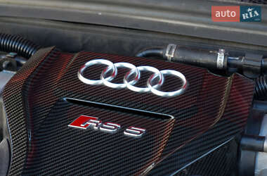 Купе Audi RS5 2011 в 