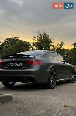 Купе Audi RS5 2015 в 