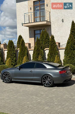 Купе Audi RS5 2015 в 