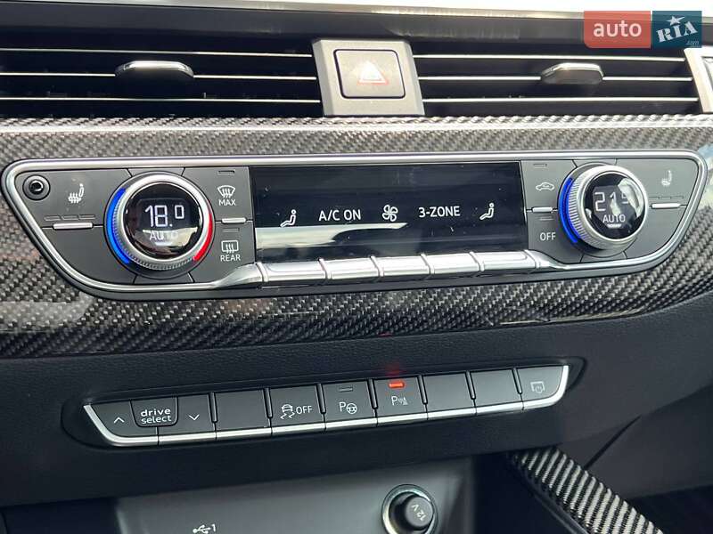 Купе Audi RS5 2019 в Киеве