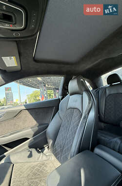 Купе Audi RS5 2019 в 