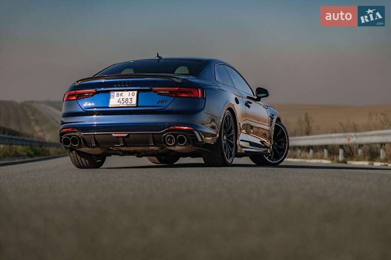 Купе Audi RS5 2019 в Ровно