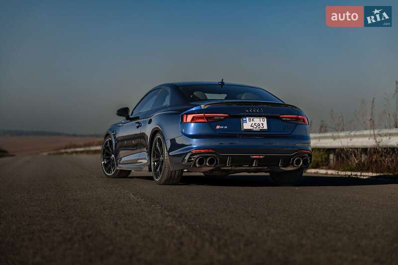 Купе Audi RS5 2019 в Ровно