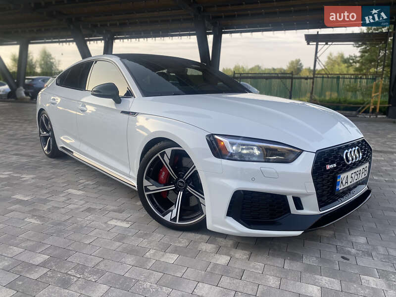 Купе Audi RS5 2019 в 