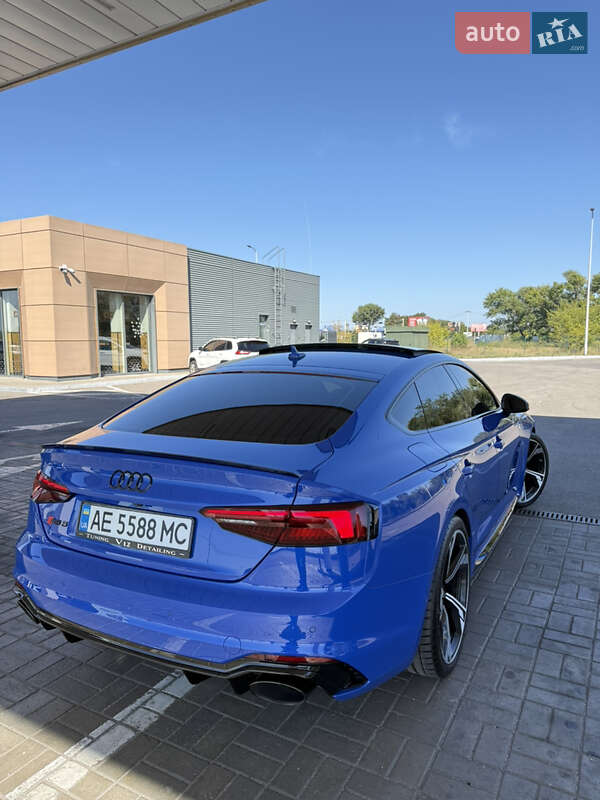 Купе Audi RS5 2019 в 