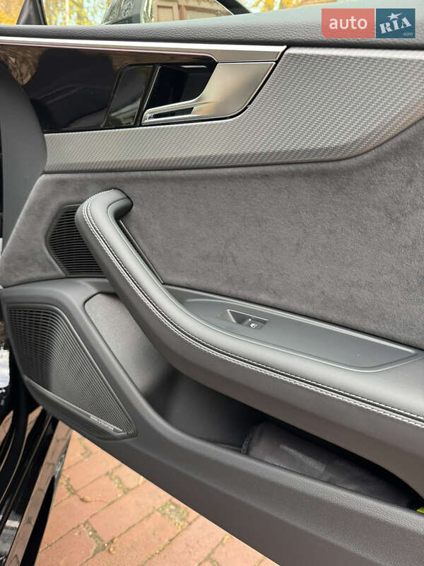 Купе Audi RS5 2023 в Киеве