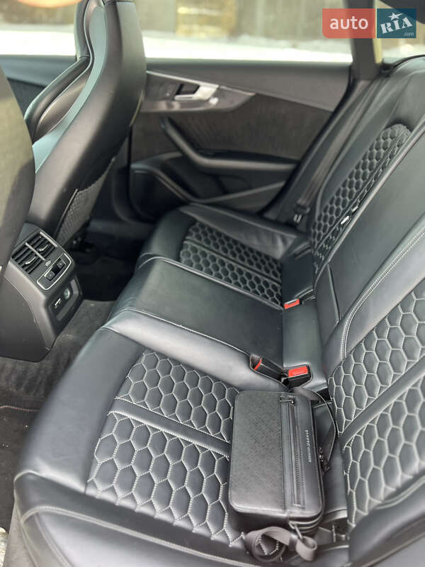 Купе Audi RS5 2018 в Львове