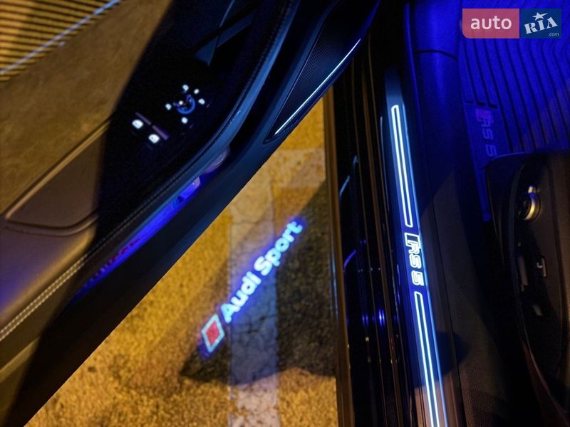 Купе Audi RS5 2018 в Киеве