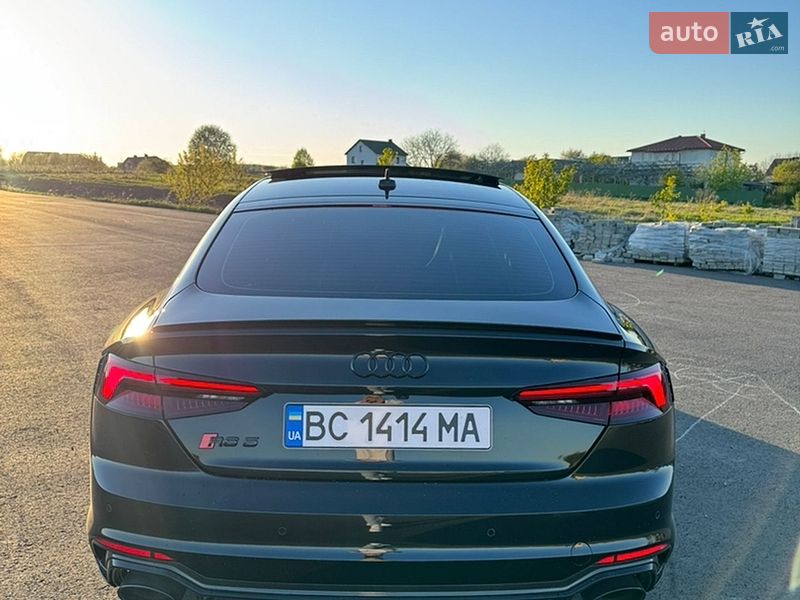 Купе Audi RS5 2018 в Львове