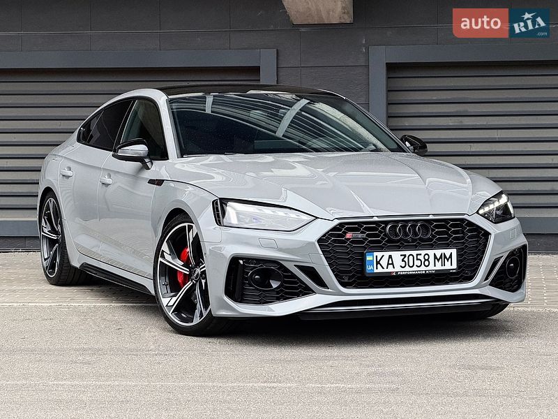 Audi RS5 2023