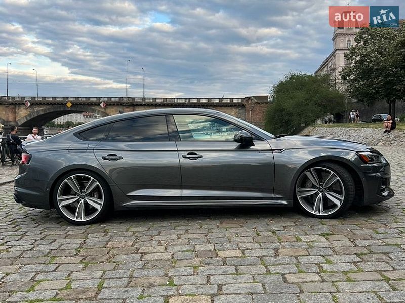 Купе Audi RS5 2018 в Львове