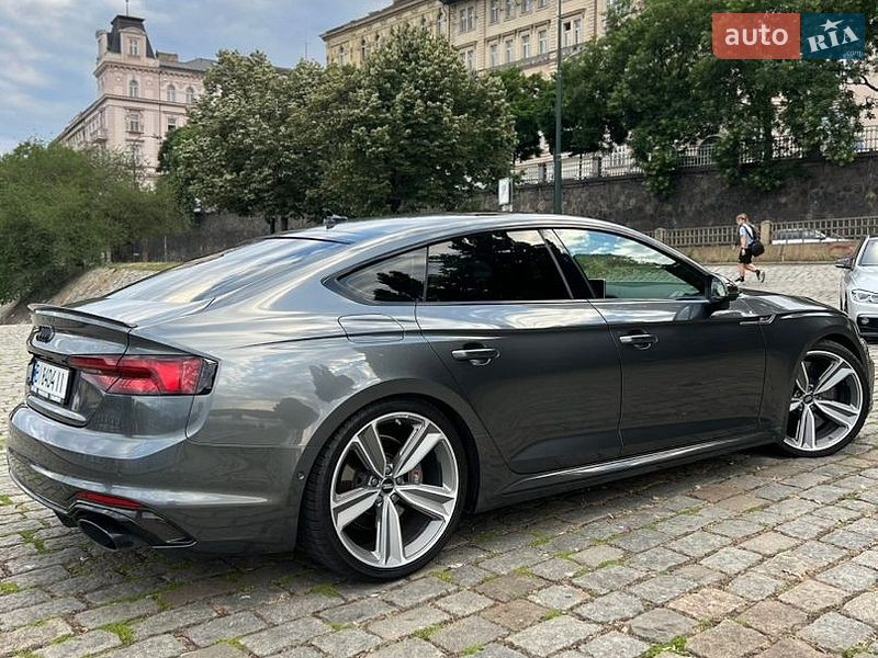 Купе Audi RS5 2018 в Львове