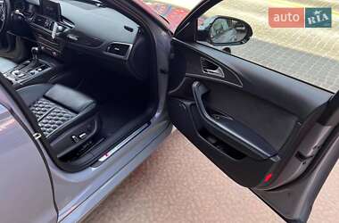 Універсал Audi RS6 2016 в 