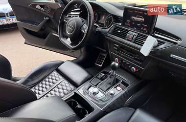 Універсал Audi RS6 2016 в 