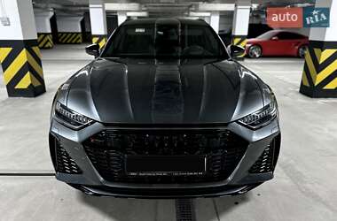 Универсал Audi RS6 2021 в 