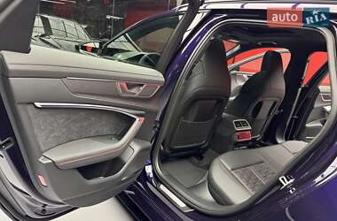 Универсал Audi RS6 2025 в 
