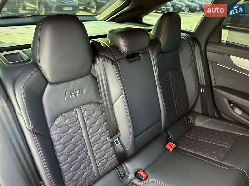 Универсал Audi RS6 2024 в Киеве