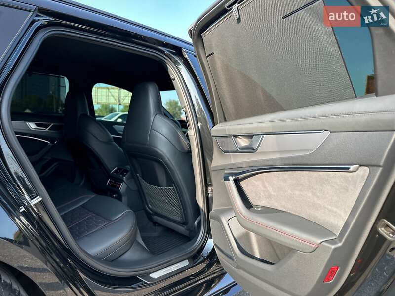 Универсал Audi RS6 2024 в Киеве