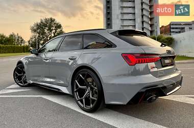 Універсал Audi RS6 2024 в 
