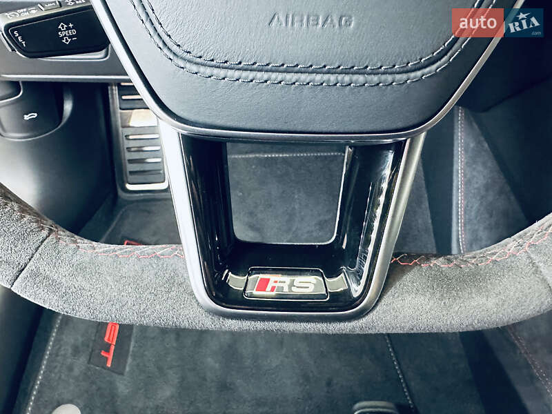 Универсал Audi RS6 2024 в Киеве