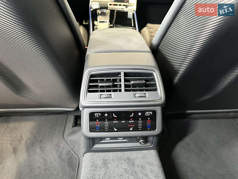 Универсал Audi RS6 2024 в Киеве