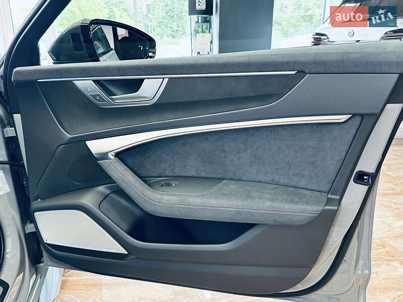 Универсал Audi RS6 2024 в Киеве