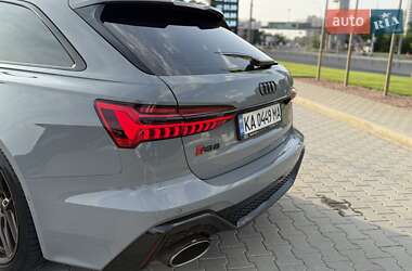 Универсал Audi RS6 2022 в 