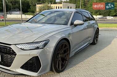 Универсал Audi RS6 2022 в 
