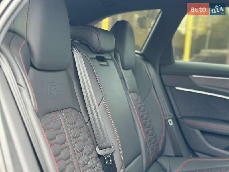 Универсал Audi RS6 2025 в Киеве