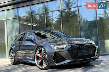 Универсал Audi RS6 2023 в 