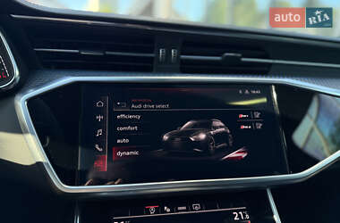 Универсал Audi RS6 2023 в 