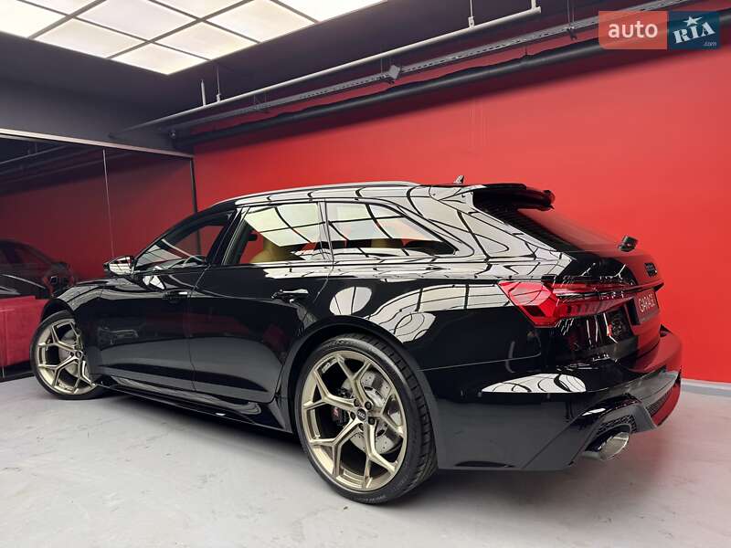 Универсал Audi RS6 2025 в Киеве фото 27 Универсал Audi RS6 2025 в Киеве