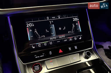 Універсал Audi RS6 2024 в 
