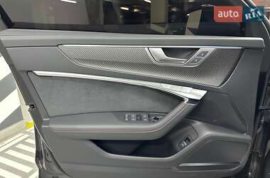 Универсал Audi RS6 2025 в 