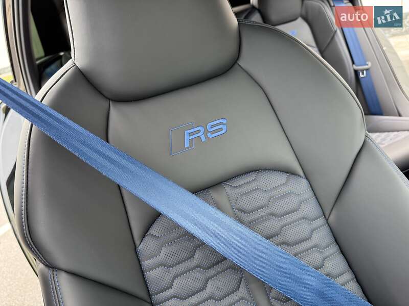 Универсал Audi RS6 2025 в Киеве