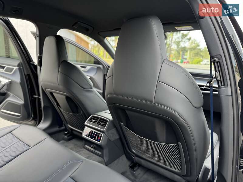 Универсал Audi RS6 2025 в Киеве