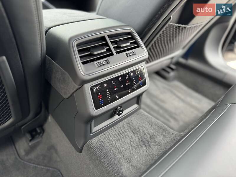 Универсал Audi RS6 2025 в Киеве